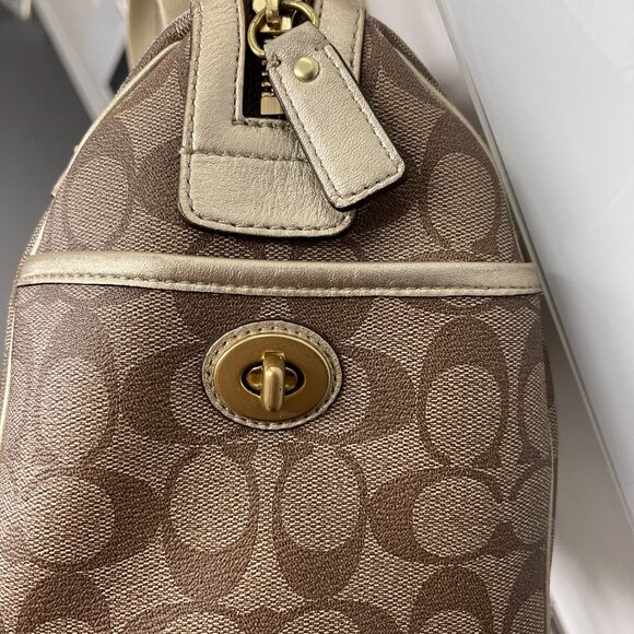 Coach Heritage Stripe G1076 Shoulder Bag  Cream & Coated Canvas w turnlock pockt - Picture 6 of 8